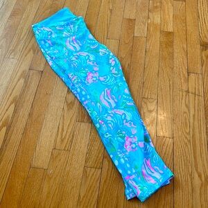 Lilly Pullitzer Luxletic mid-rise leggings “aqua-la vista”